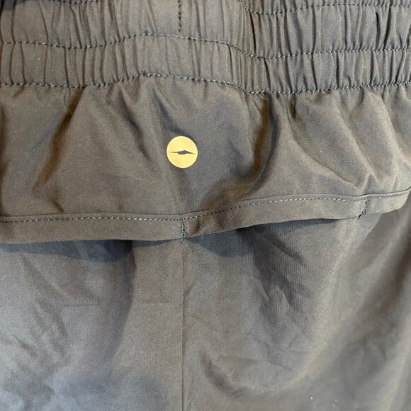 Aviva Womens Sz Large Workout Shorts - Picture 6 of 10